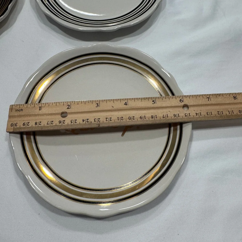 West Elm Fishs Eddy Appetizer Plates Set 4 Gold Script Scalloped 6.5